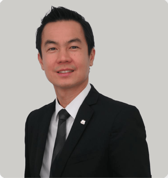 Roy Heong a panel list at Ai digital marketing course in Kuching.